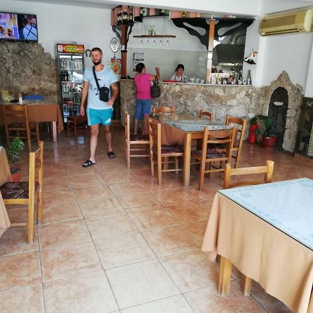 Nako Guest House Bar&Restaurants Permet Exterior photo